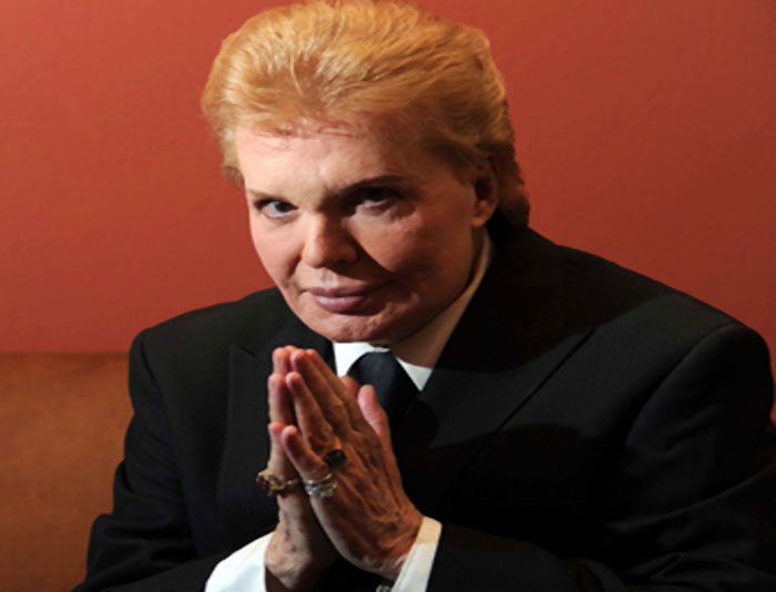 Walter Mercado pierde su nombre