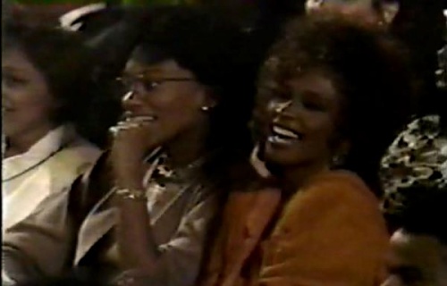 Whitney y amiga