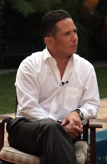 tavo adolfo