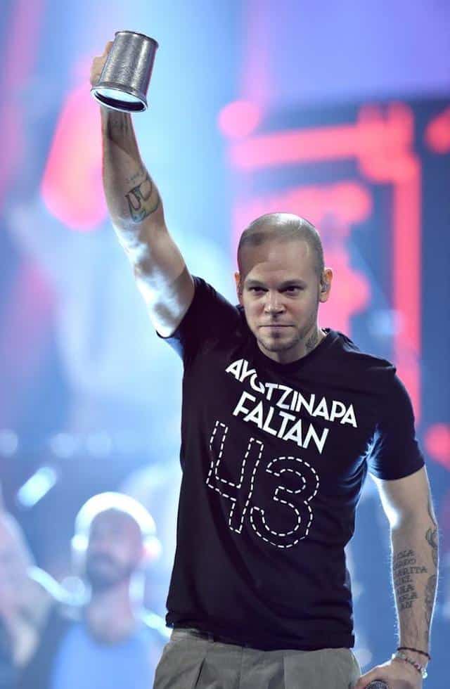 La Columnaria Blog Calle 13 habla de Ayotzinapa en los Latin Grammy, a pesar de que se los La Columnaria Blog Calle 13 habla de Ayotzinapa en los Latin Grammy, a pesar de que se los