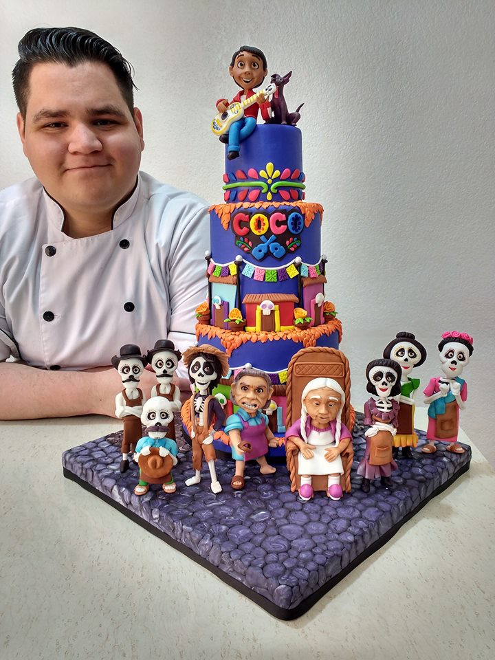 La Columnaria Blog Realiza repostero un pastel en homenaje a la